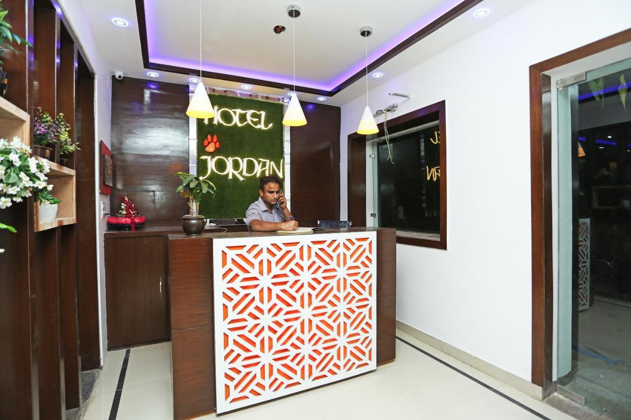 Oyo 16544 Bella Vista By Jordan Hotell Agra  Exteriör bild